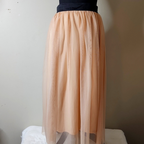 Peach  lace tulle lined  maxi skirt  size medium - Picture 1 of 11